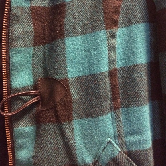 Delias Plaid Jacket - Picture 4 of 4