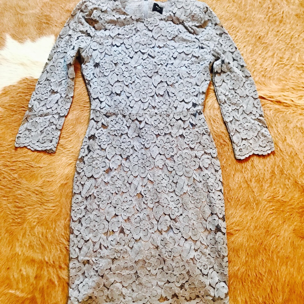 Light gray lace bodycon dress