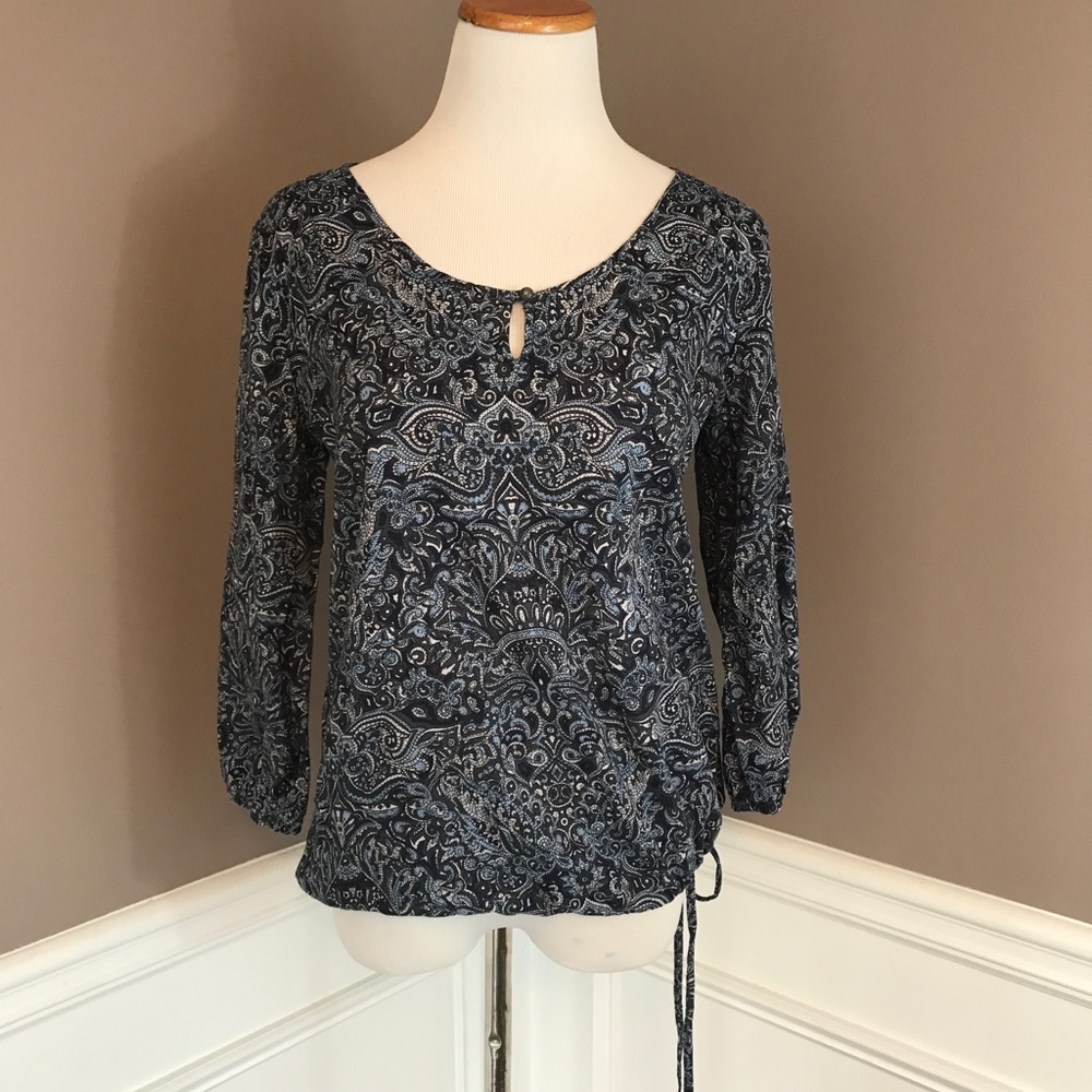 Lucky Brand size S blue paisley boho chic top.