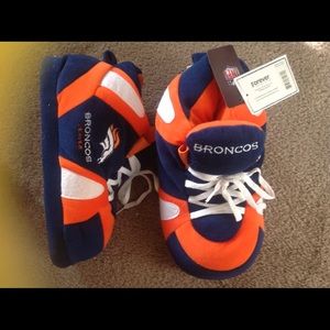 NFL SNEAKER BOOT SLIPPERS- Denver Broncos