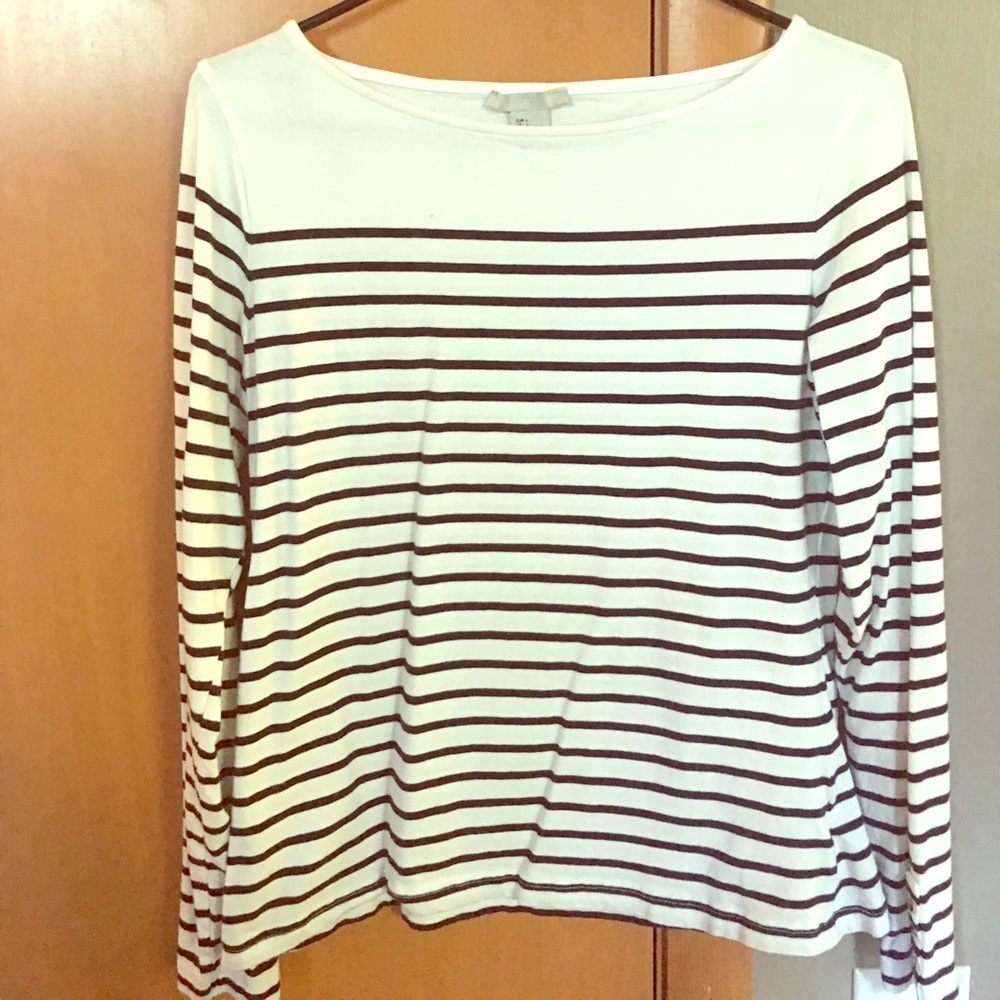Black & white stripped, boat neck