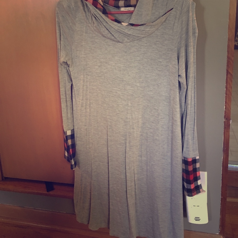 Fall dress! Gray and plaid
