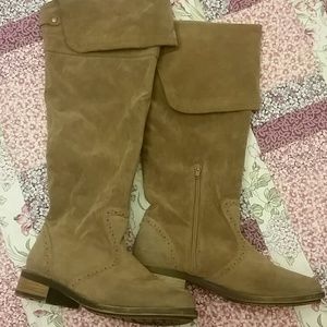 Tan suede boots