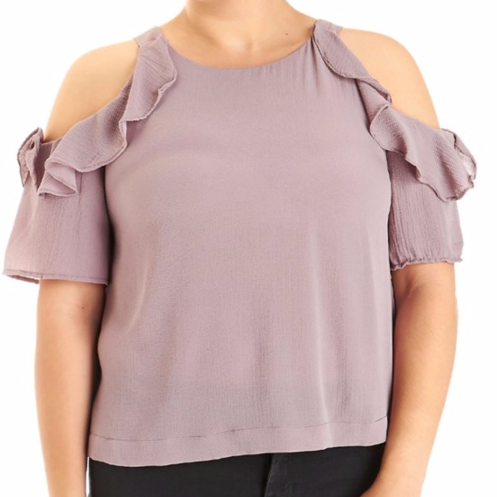 🚫🚫 Sold Cold Shoulder Ruffle Short Sleeve Top - Picture 8 of 8