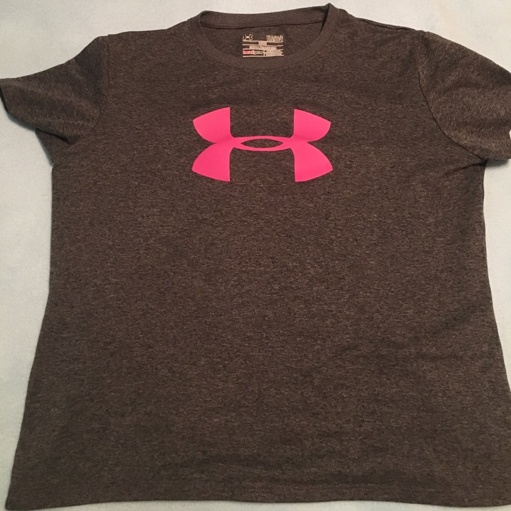Under Armour t shirt youth large