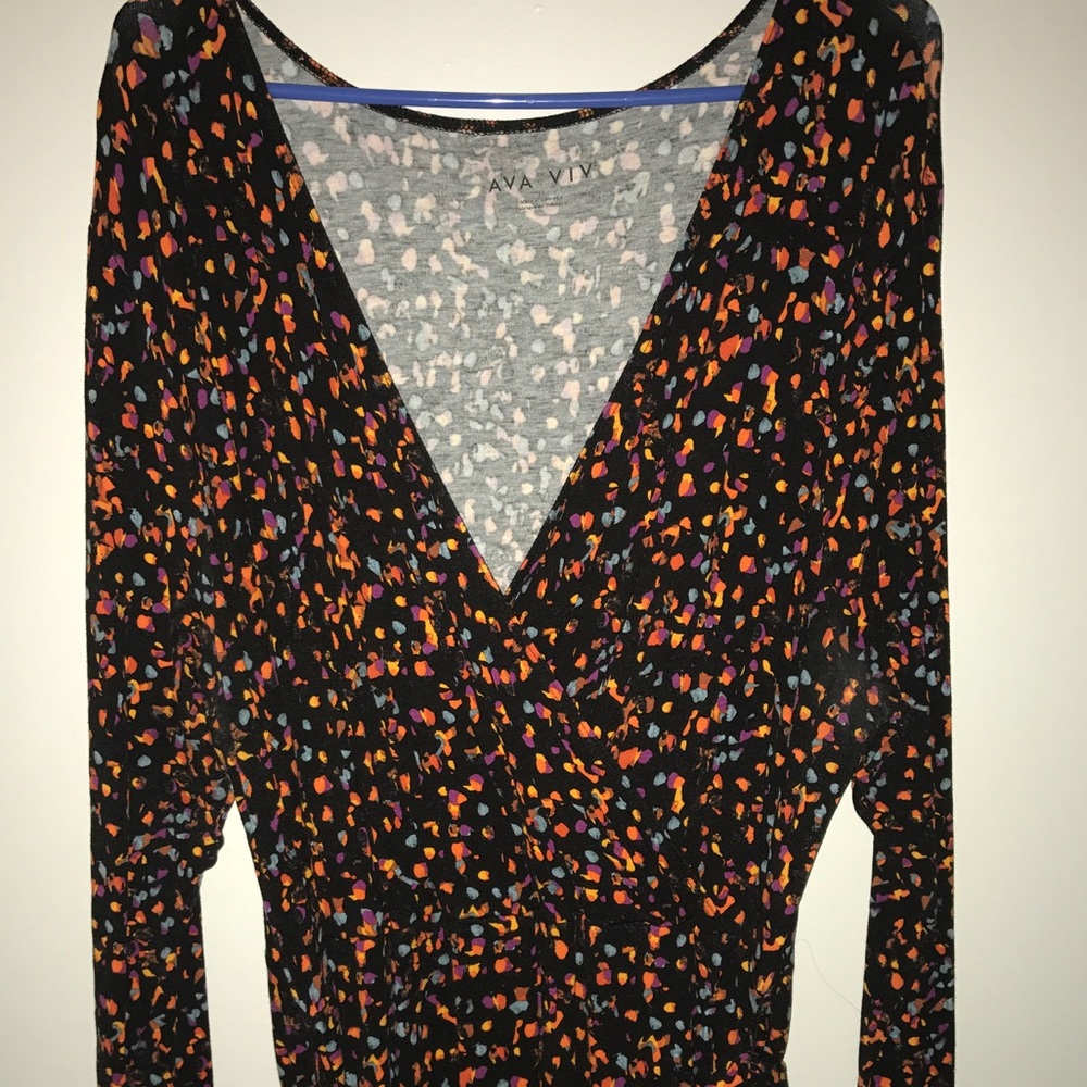 2X belted wrap dress, black with print