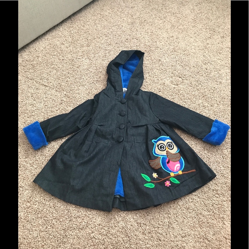 NWOT Adorable Toddler Hooded Cape Coat