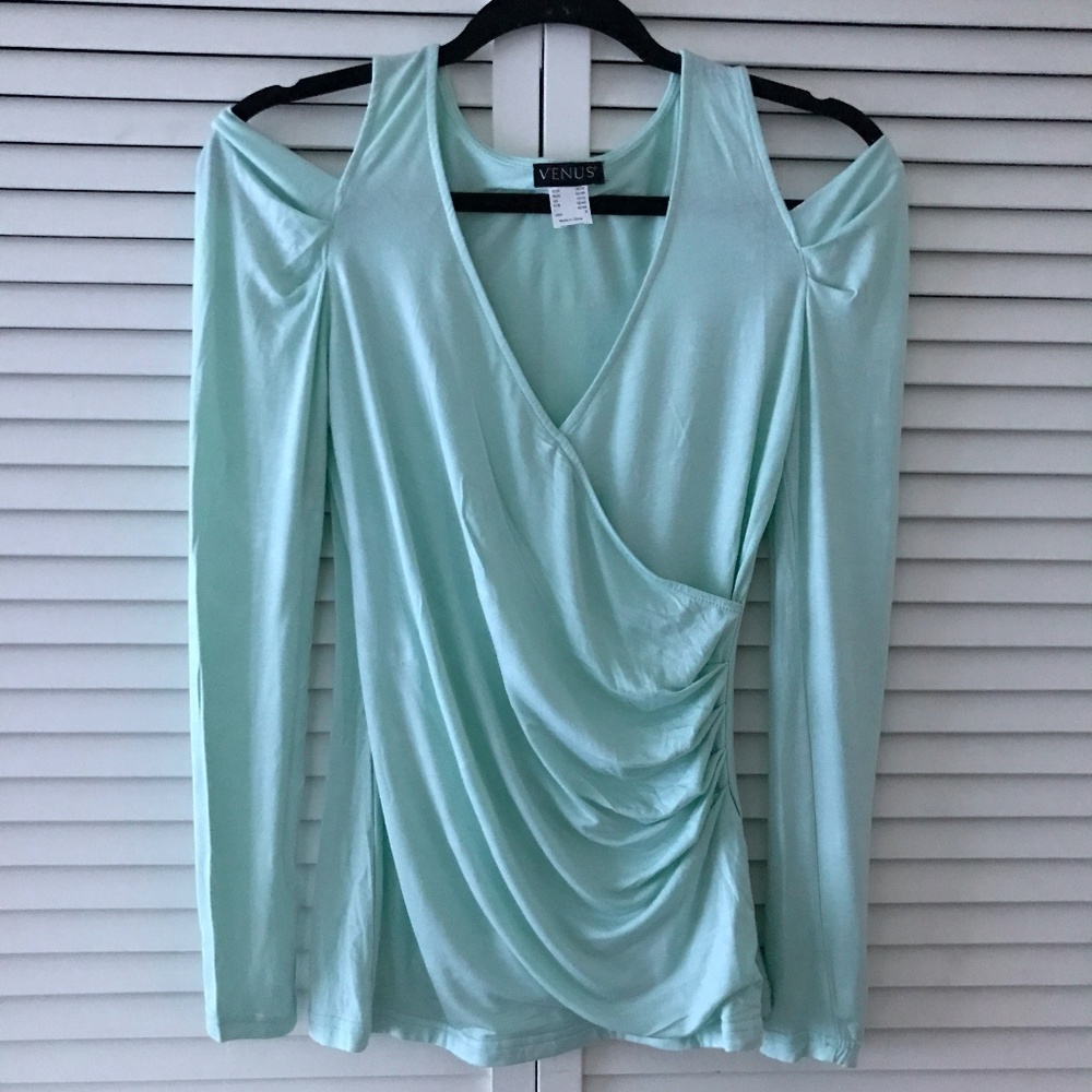 VENUS top small