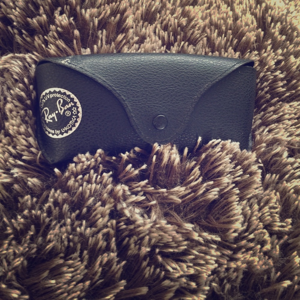 Ray Bans sun glasses case