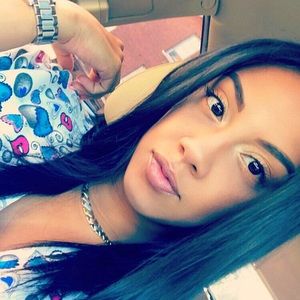 Meet your Posher, Ivy