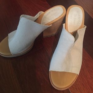 Slip on wedge