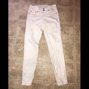 AE white skinny jeans