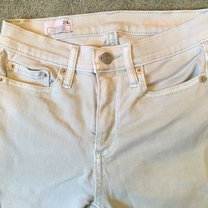 Light blue Gap jeans size 24. Hardly worn.