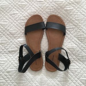 Call it spring sandals!