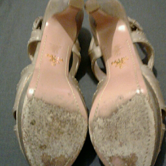 Gorgeous Prada Strappy Heels - Picture 5 of 5