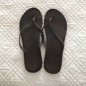 American Eagle sandals