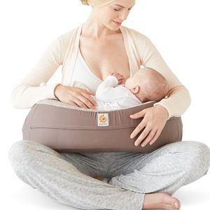 Natural baby Ergobaby nursing pillow with cover