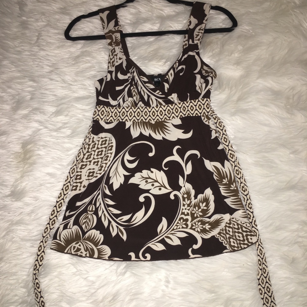 Sleeveless top