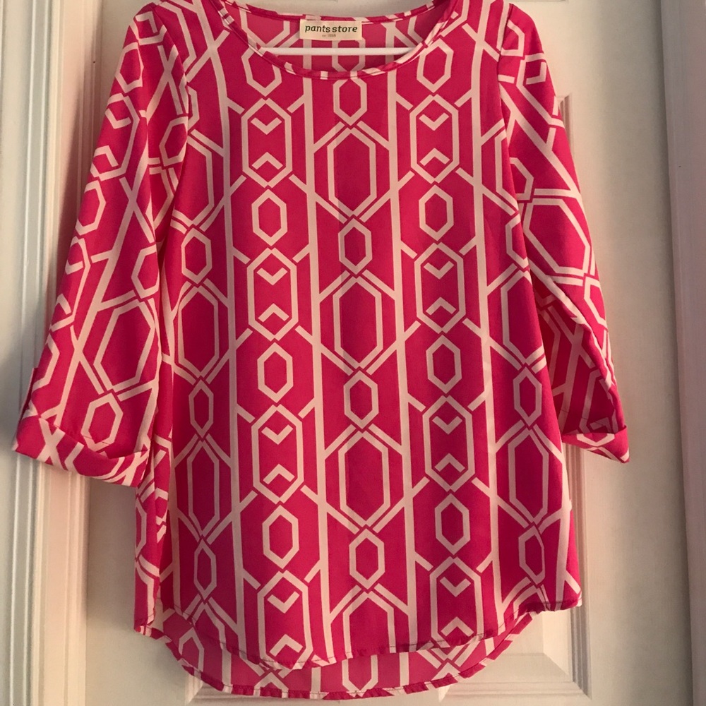 The Pants Store Size small top
