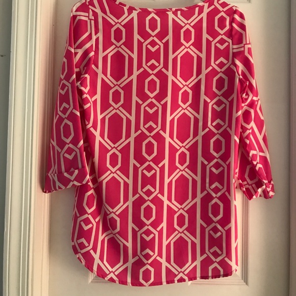 The Pants Store Size small top - Picture 2 of 4