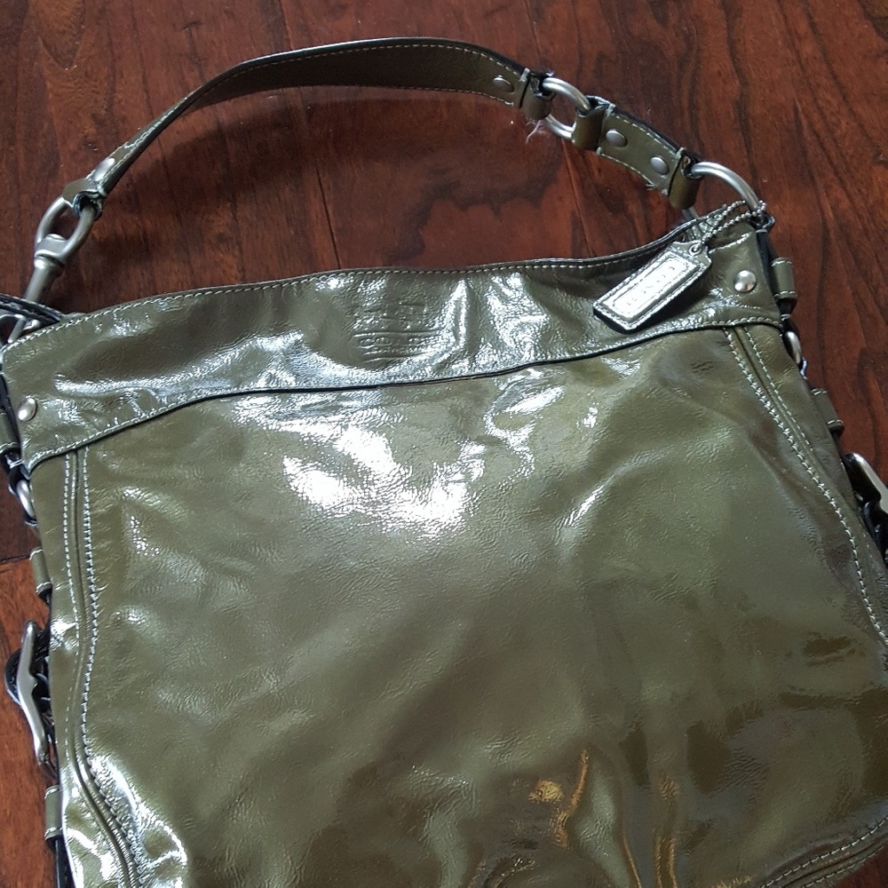 COACH Patent leather Purse