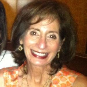 Meet your Posher, Leslie