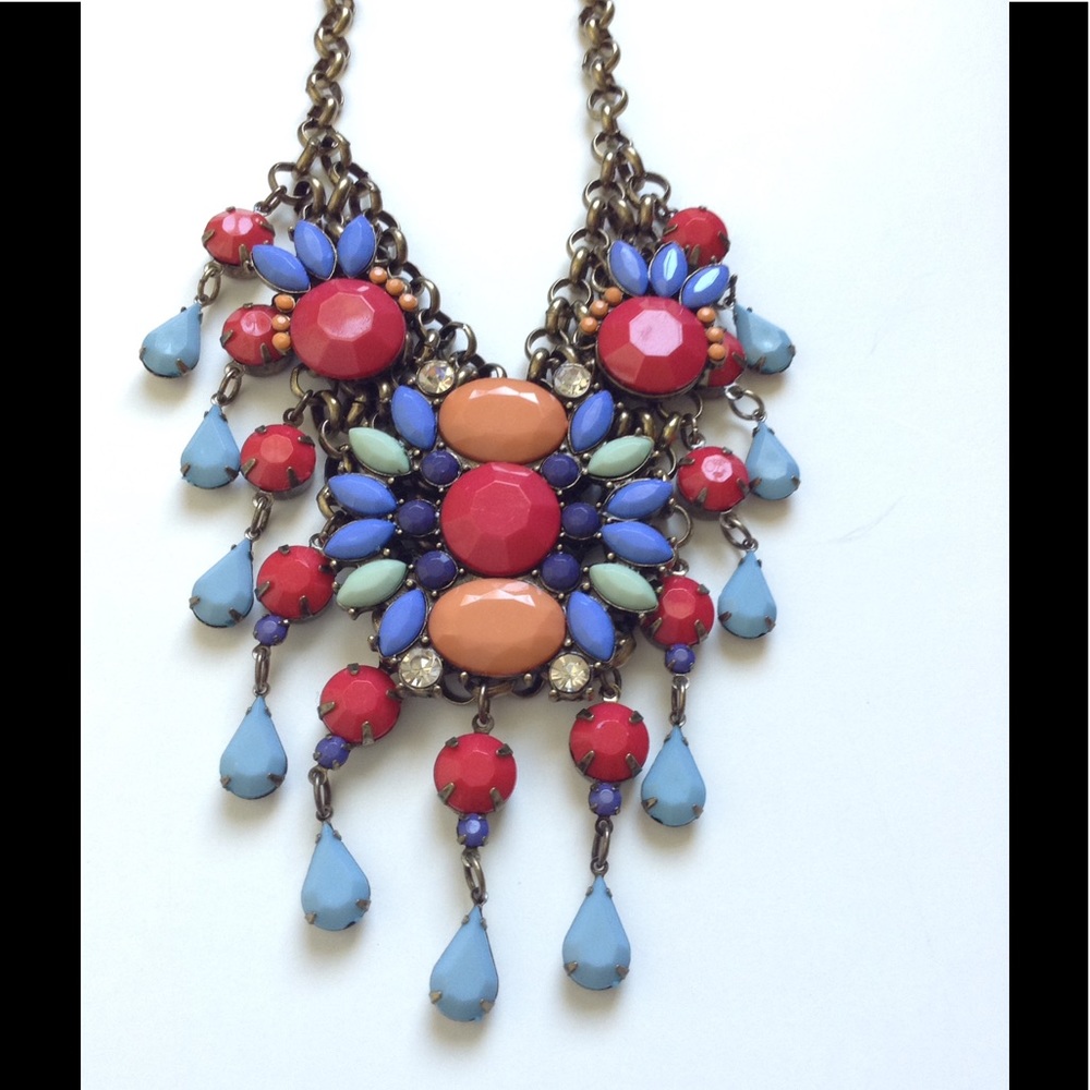 Colorful Necklace - Picture 2 of 3