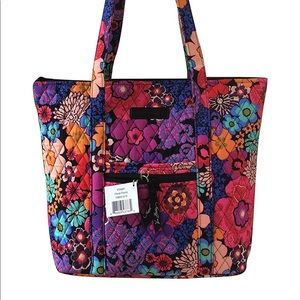 Vera Bradley tote bag