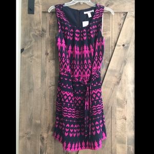 Forever 21║navy + pink tribal printed dress