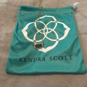 Kendra Scott necklace