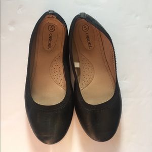 Girls black flats