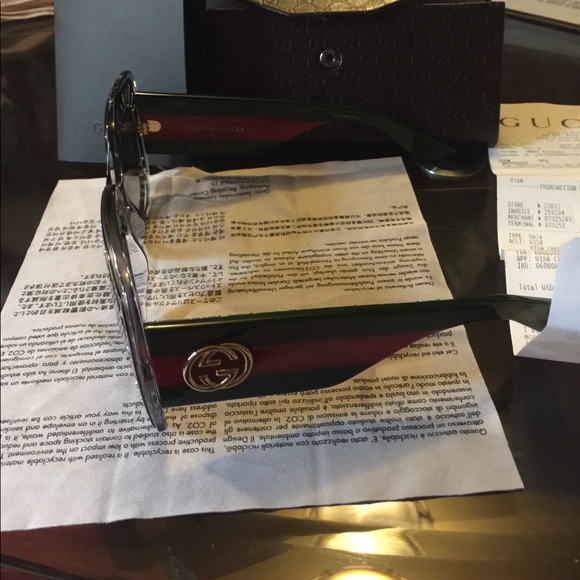 Gucci Sunglasses - Picture 4 of 8