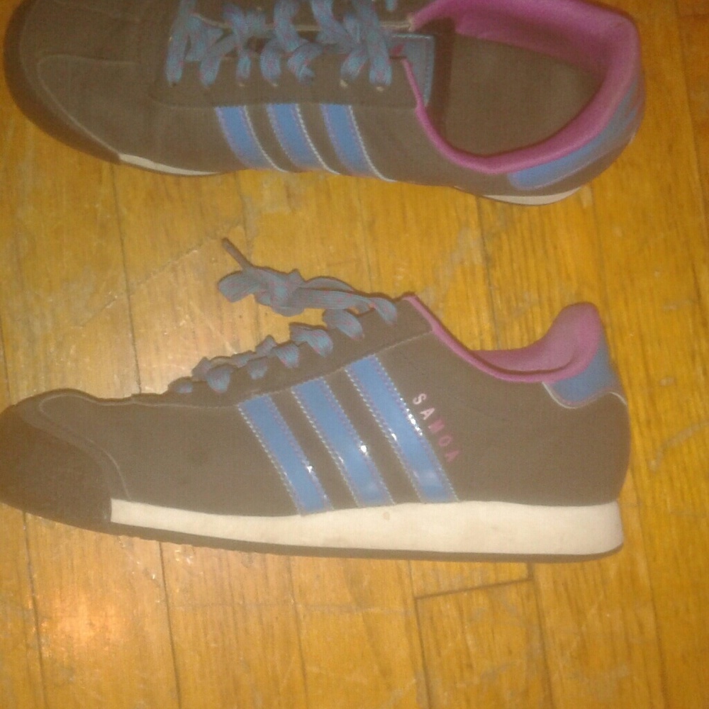 Adidas samoas (Women)