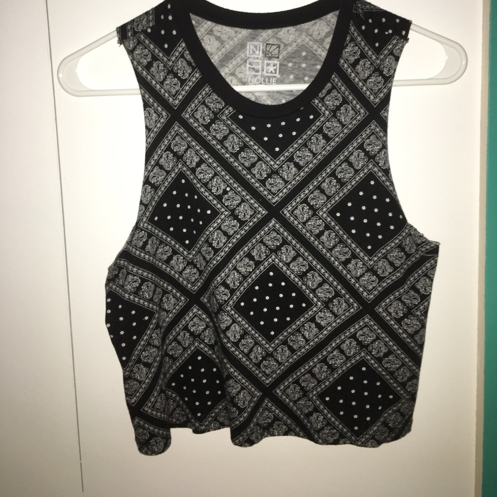 PacSun crop top