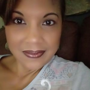 Meet your Posher, Veronica
