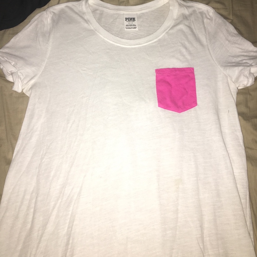 VS PINK tee