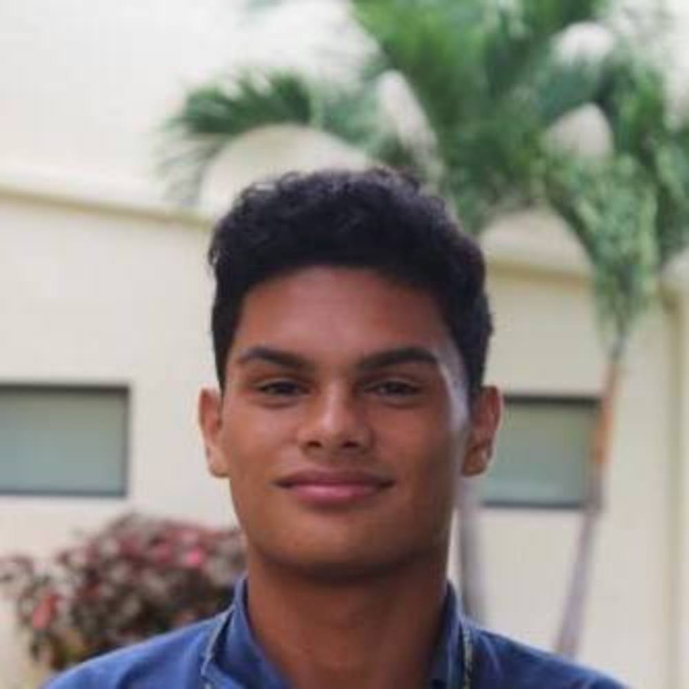 Meet your Posher, Nicolas