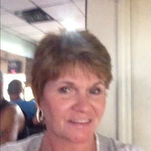 Meet your Posher, Stephane