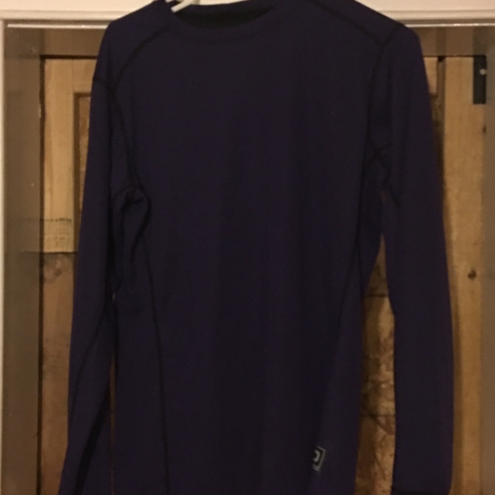 Long sleeve polar t-shirt