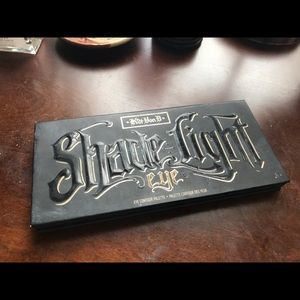 Kat Von D Shade and Light Eye Palette
