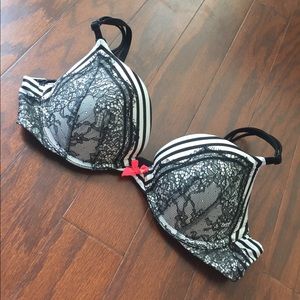 Victoria's Secret push-up bra