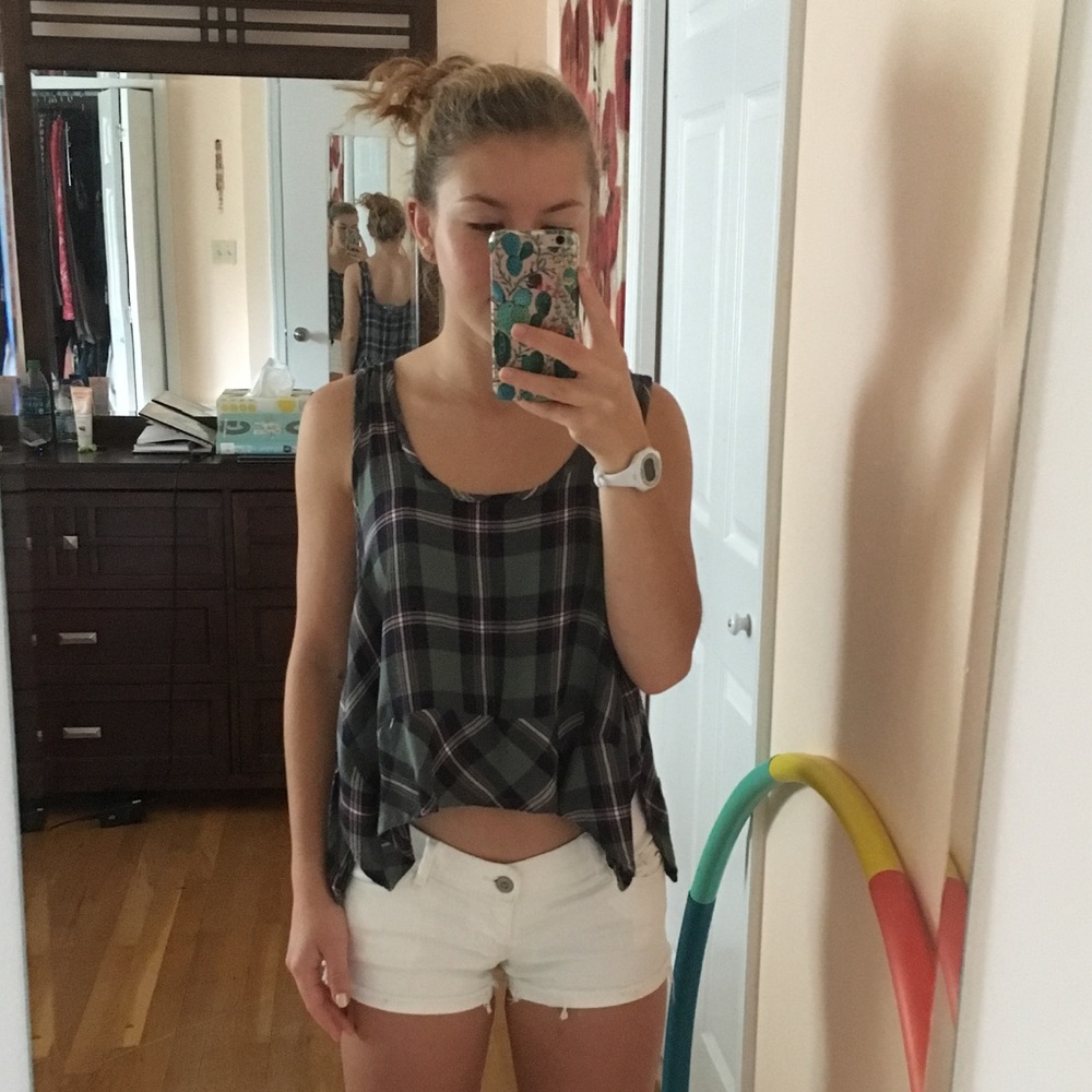 Cropped plaid tank
