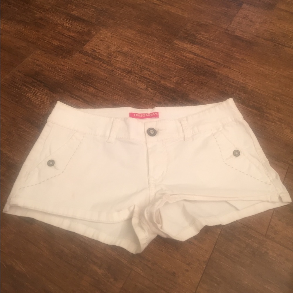 Union Bay white shorts 3