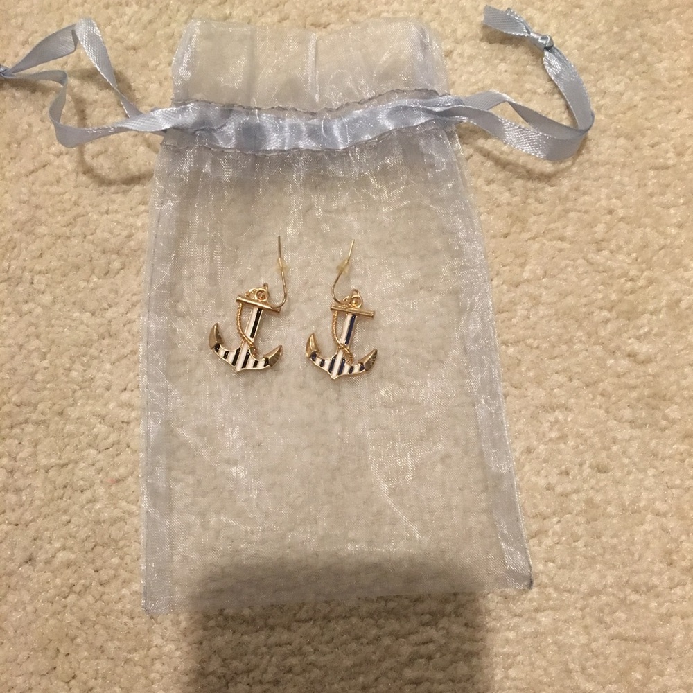 Fun Anchor Drop Earrings!