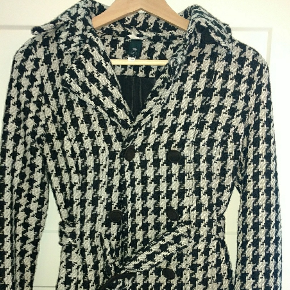 Houndstooth peacoat