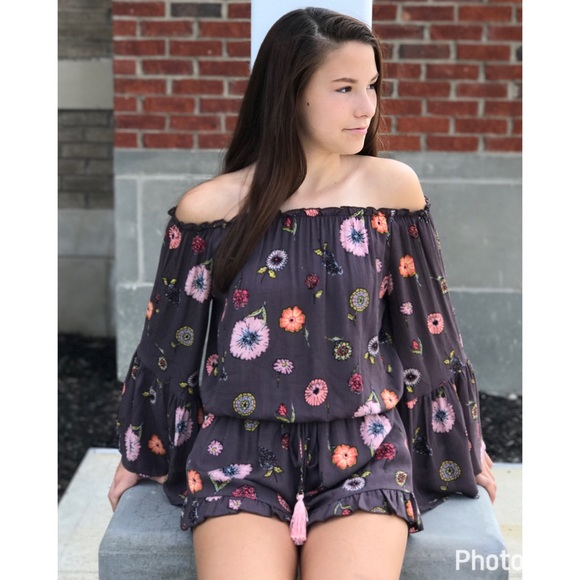 🆕 2 Piece Floral Short Set - Picture 4 of 6