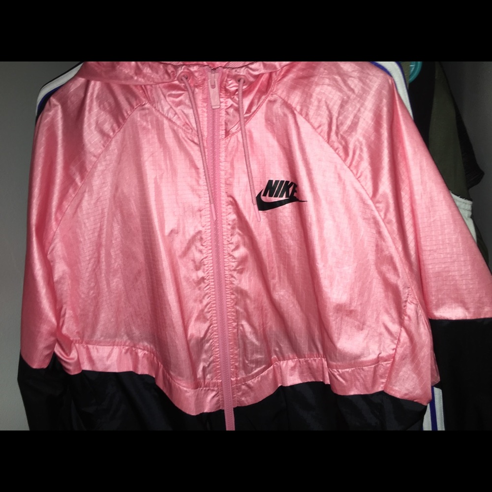 Nike windbreaker