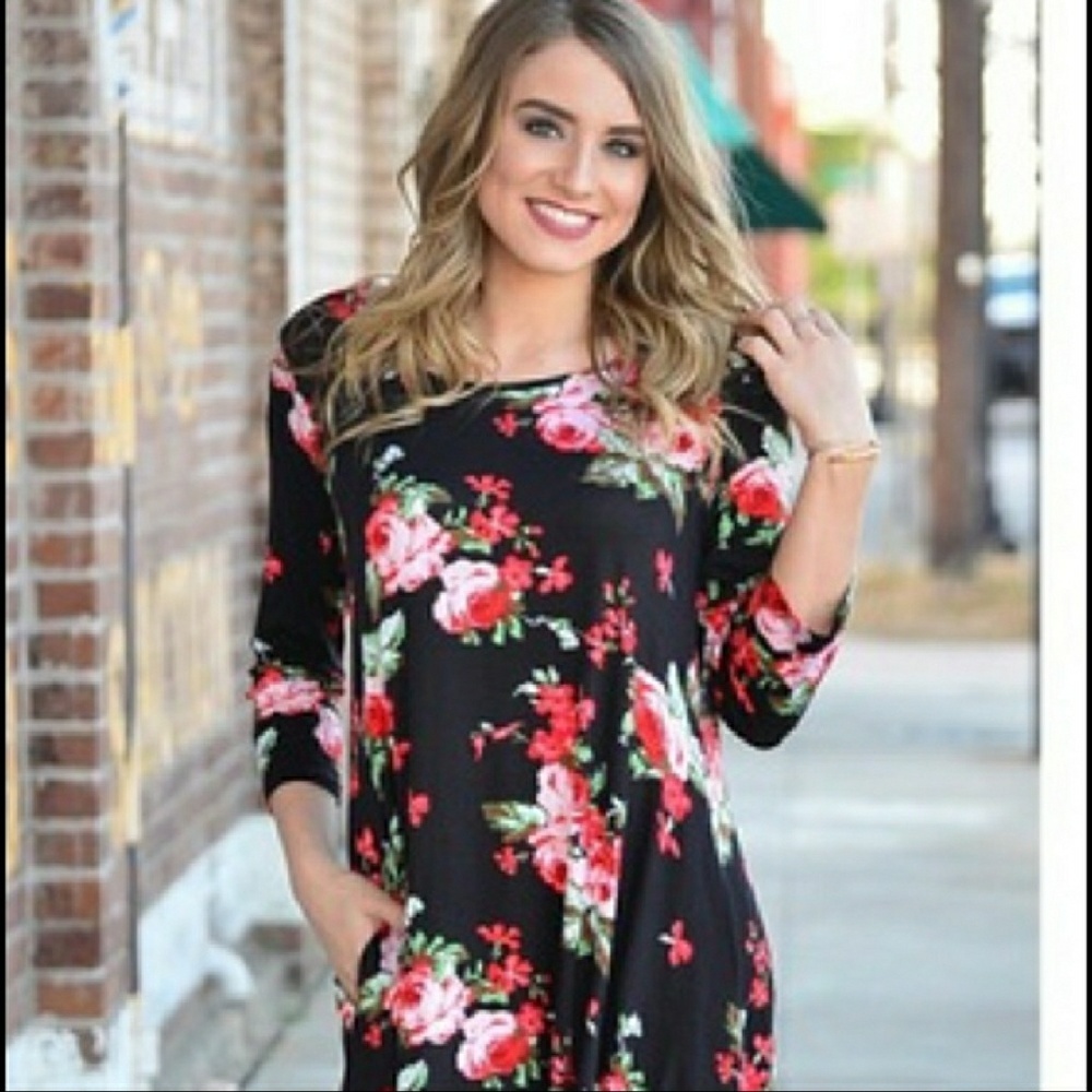 Beautiful floral Infinity Raine dress
