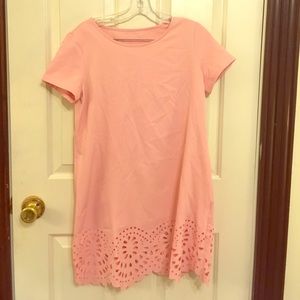 Short sleeved pink dress