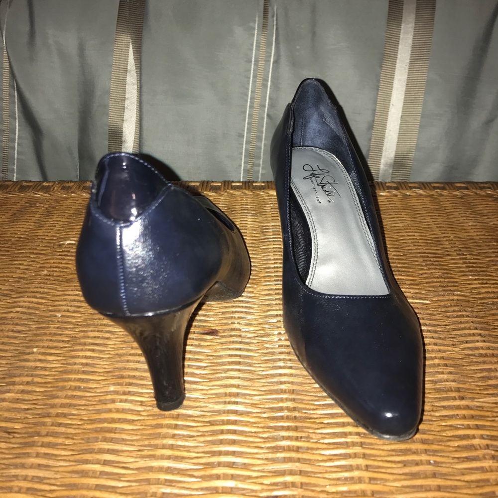 Basic black heels - Picture 2 of 2